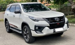TDP 29jutA aja!! Toyota Fortuner 2.4 VRZ TRD AT 2019 Putih 3