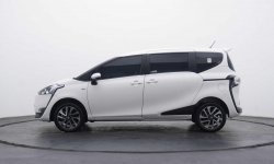  2021 Toyota SIENTA V 1.5 23