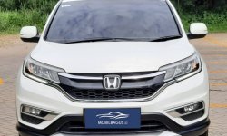 Honda CR-V 2.4 2.4 SUV AT 2015 PUTIH Dp 19,9 Jt No Pol Ganjil 2