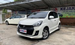 Daihatsu Sirion Rs 1.3cc Automatic Th.2015 4