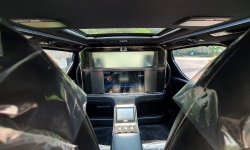 NEW Lexus LM 350 4Seater Executive VIP 4x2 AT 2023 Hitam Metalik 19
