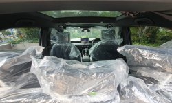 Km 1 ribuan honda hrv se cvt matic 2023 putih masih plastikan cash kredit proses bisa dibantu 22