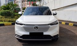 Km1rb honda hrv se cvt putih 2023 matic masih plastikan siap pakai cash kredit proses bisa dibantu 1