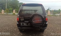 Isuzu Panther GRAND TOURING 2005 hitam cilla 3