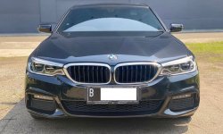 BMW 5 Series 530i 1