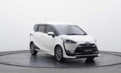 Toyota Sienta Q 2016 Putih 1