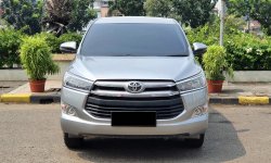 SIAP PAKAI! Toyota Kijang Innova 2.4 G Diesel AT 2018 Silver 1