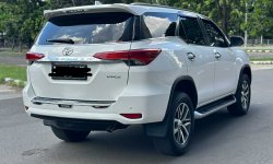 PALING MURAH!! KM LOW!! TOYOTA FORTUNER VRZ AT 2017 5