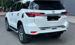 PALING MURAH!! KM LOW!! TOYOTA FORTUNER VRZ AT 2017 6