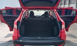 Di jual Murah Honda HR-V 1.5L E CVT 2017 Merah 12