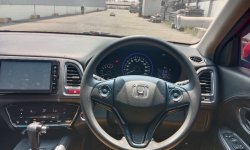 Di jual Murah Honda HR-V 1.5L E CVT 2017 Merah 13