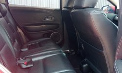 Di jual Murah Honda HR-V 1.5L E CVT 2017 Merah 18