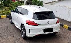 Km18rb record VW Volkswagen Scirocco 1.4 TSI R-Line Coupe Facelift Last Edition putih 2018 5