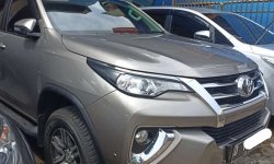 Toyota Fortuner 2.4 G AT 2016 3