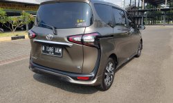 Toyota Sienta Q 2016 9