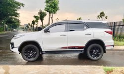 Toyota Fortuner VRZ 2.4 TRD AT 2019, PUTIH, KM 47rb, PJK 8-23 7