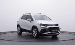 Chevrolet TRAX 1.4 Automatic 2019 Silver DP 20 JUTA / ANGSURAN 4 JUTA 1