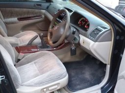 Jual Mobil Toyota Camry G 2003 1