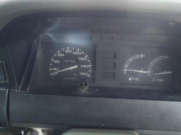 Jual mobil bekas Toyota Kijang SSX 1995 dengan harga murah  2