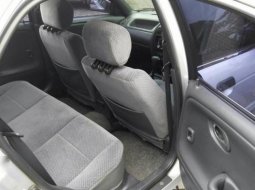 Suzuki Baleno Tahun 2002 Transmisi Matic Tangan pertama dari baru 2
