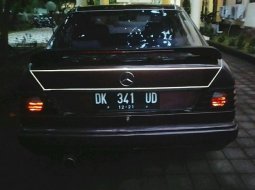 Mobil mercy apa adanya, seri 300E th.88, 3000 CC 4