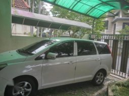 Proton Exora at Provis Tuss Putih 2