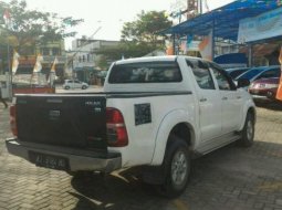 Dijual Toyota Hilux VNT Turbo 4x4 Double Cabin 2.5 manual 2012 8