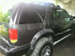Chevrolet blazer DOHC th 98 modifikasi ban 33, 1
