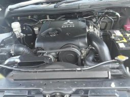 Strada Triton 2.5 Gls dc mt 2013 hitam 2