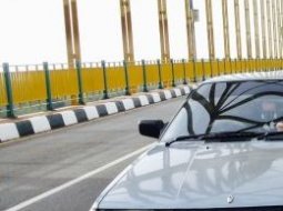 Nissan Coupe 2 pintu 7