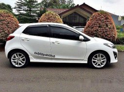 2014 Mazda 2 tipe R 3