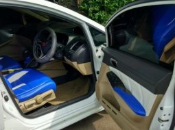 FS: Honda Civic FD 1.8 M/T Putih 5