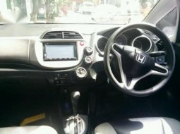 Honda jazz tipe s matic warna silver stone / abu2 abu-tua 2009 mulus 2