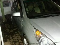 Hyundai i20 2010 manual silver metalik 4