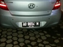 Hyundai i20 2010 manual silver metalik 6