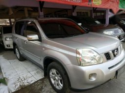 Nissan X-Trail 2.0. 2WD M/T tahun 2009 1