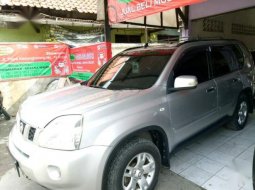 Nissan X-Trail 2.0. 2WD M/T tahun 2009 6