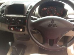 Strada Triton Single Cab L200 Pickup 2013 6