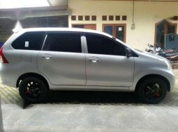 XENIA Type D 1000CC Thn 2012 2