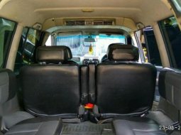 Kuda Grandia 1600cc, Bensin Irit, Mulus Gres Rawatan Rutin Tggl Pakai 1