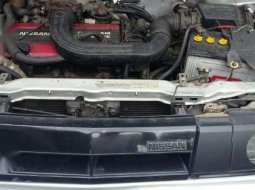 Nissan Genesis Coupe Sport 2 pintu Injeksi 1989 4