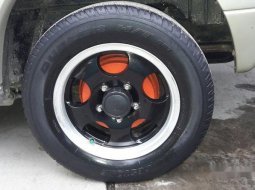 2000 Suzuki Escudo nomade 4