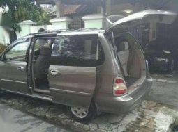 Kia Carnival Diesel SOLAR Full Original Istimewa th 2000 AT 8