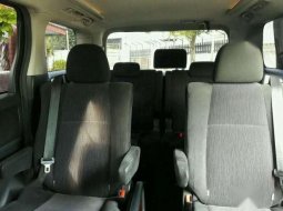 Vellfire 2012 surabaya 2