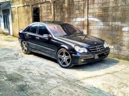 Mercy C320 V6 AVANGARDE FullSpec Limited Edition not c180 c200 c240 1