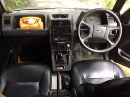 Suzuki Vitara 1993 4x4 jual cepat 1