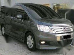 Honda Stepwagon Spada 2.0 A/T 2011 Abu 2