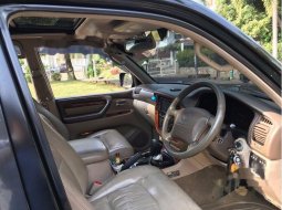 Lexus LX470 V8 4.7 Automatic 2000 SUV 1