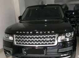 L.R Range rover Vouque Autobiography 5.0 2015 Black 5