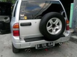 Escudo 1.6 injeksi manual th 2004 istimewa 1